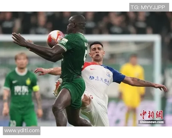 2018年上海申花与北京国安激战回顾及精彩瞬间分析