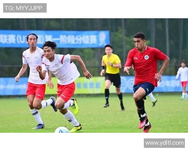 U19荷兰队与保加利亚队激战正酣谁能在青少年足球赛中胜出